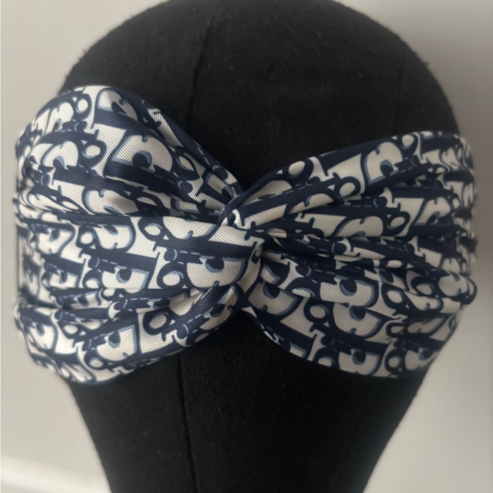 Stylish Navy and White Patterned Headband